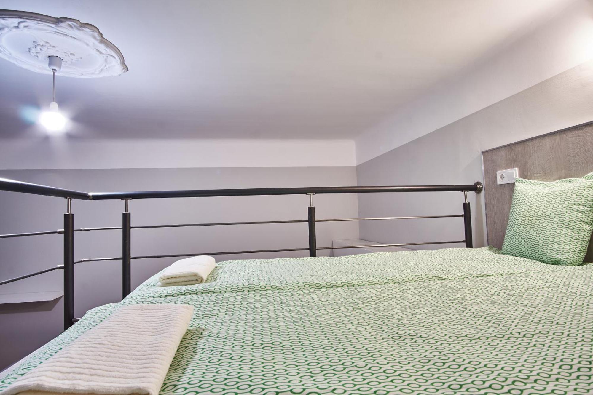 Hild-2 Apartments | Budapest Bilik gambar